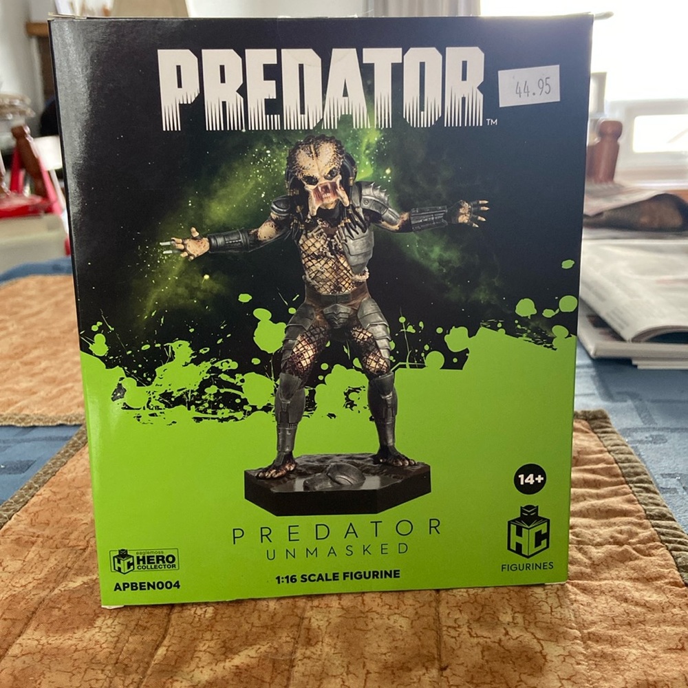 Predator Unmasked Figurine